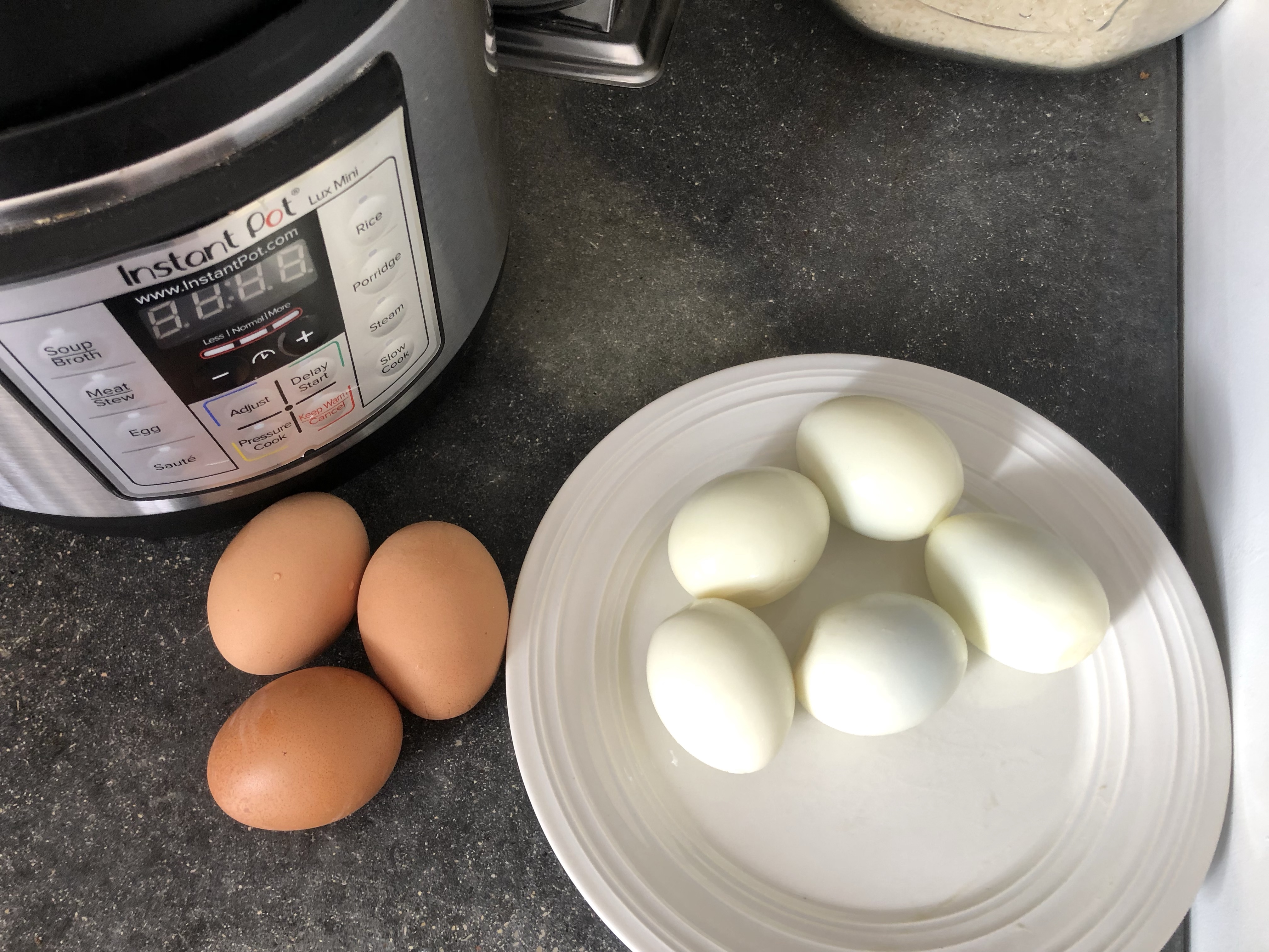 Easy-Peel Boiled Eggs
